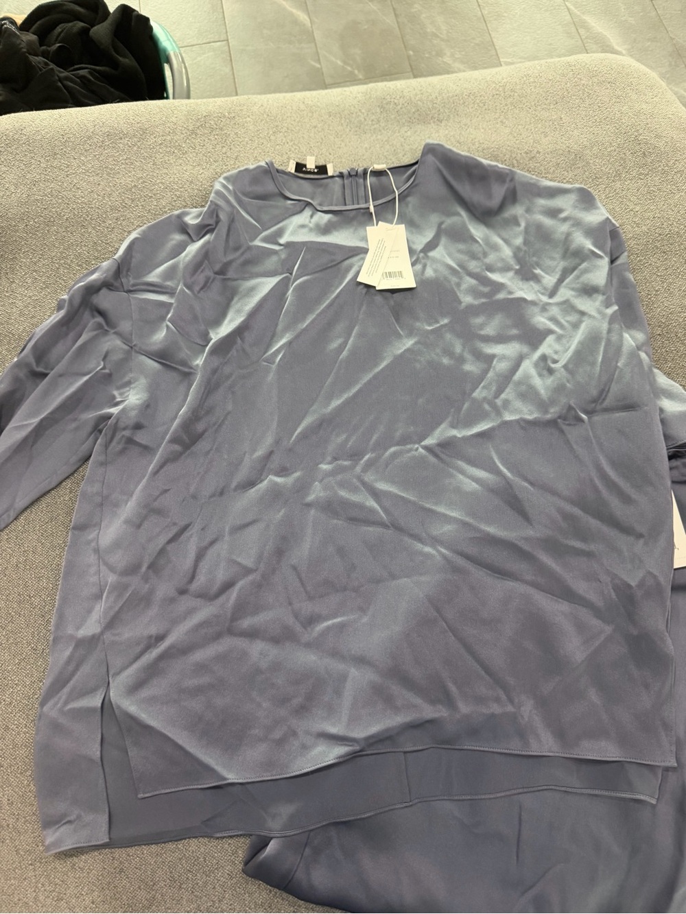 New Vince Iridescent Slate-Blue Satin Dress Top and bottom set - Picture 4 of 4